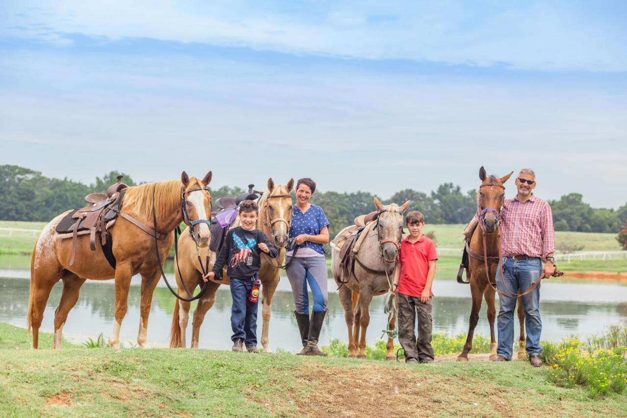 Southern Cross Guest Ranch เมดิสัน ภายนอก รูปภาพ